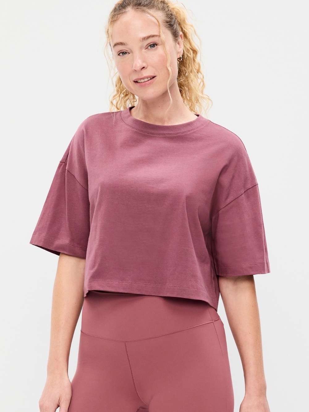 Old Navy Vintage Crew-Neck Oversized
Crop T-Shirt